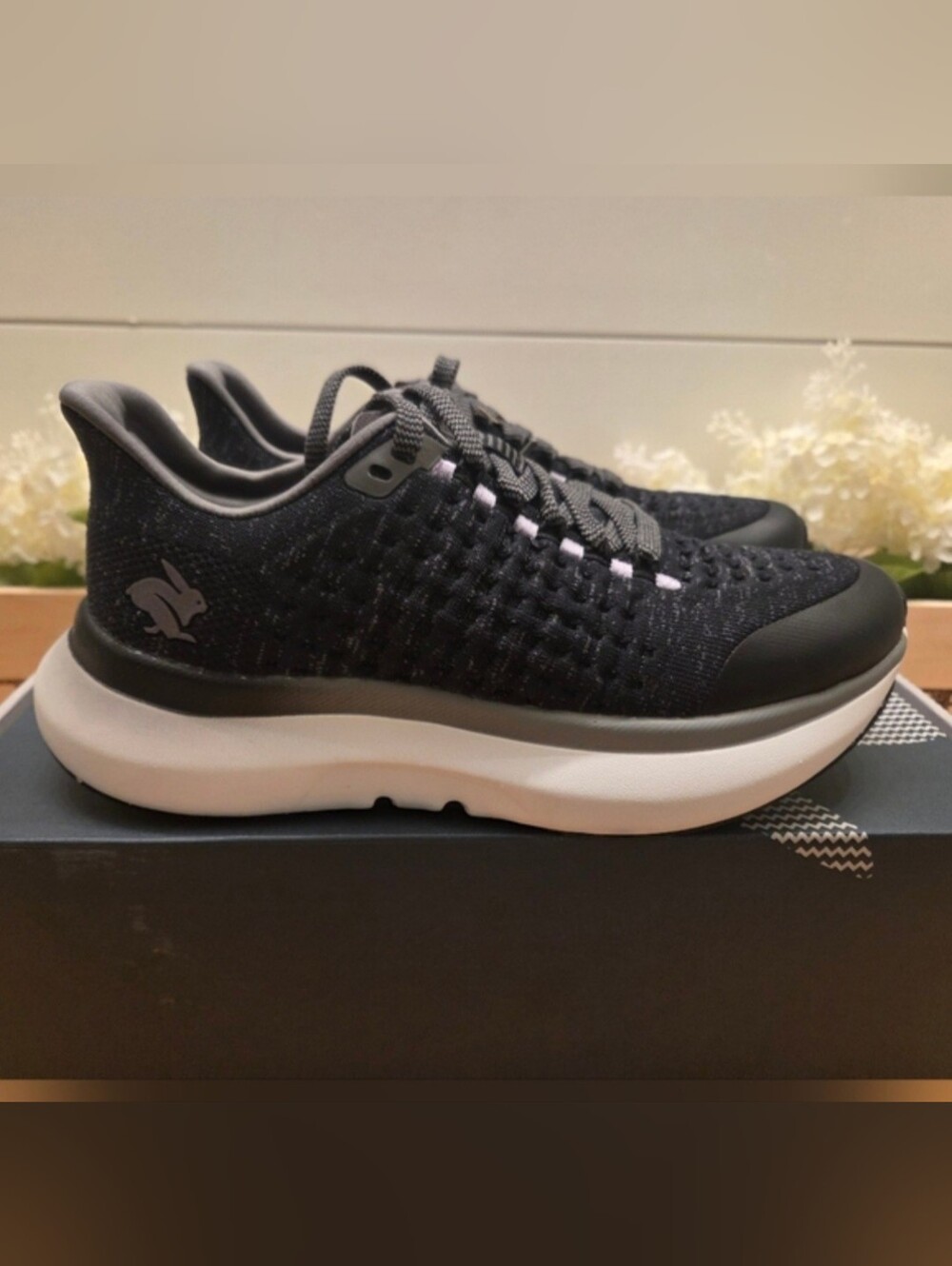 Rabbit Dream Chaser Running Shoes Women's Size 7.5 Black  New In Box